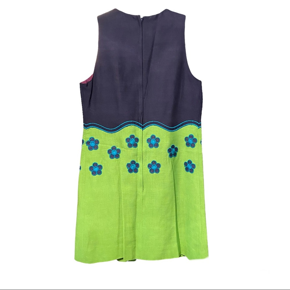Vintage 60’s  Mod Shift Dress with Embroidered Flowers - Picture 3 of 6